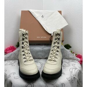 Via Spiga/Tavvi Hiker Boots/White/Size 10